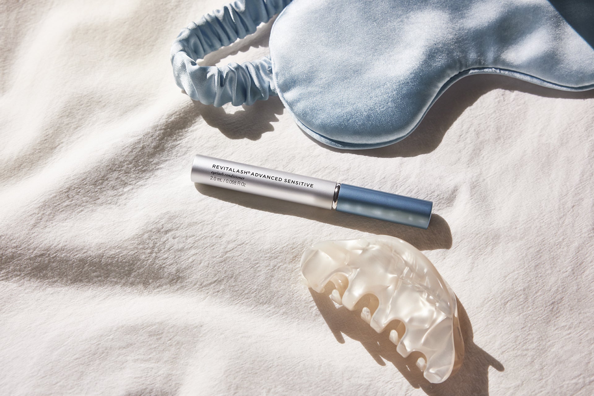 THE ULTIMATE GUIDE TO LASH CARE FOR SENSITIVE EYES