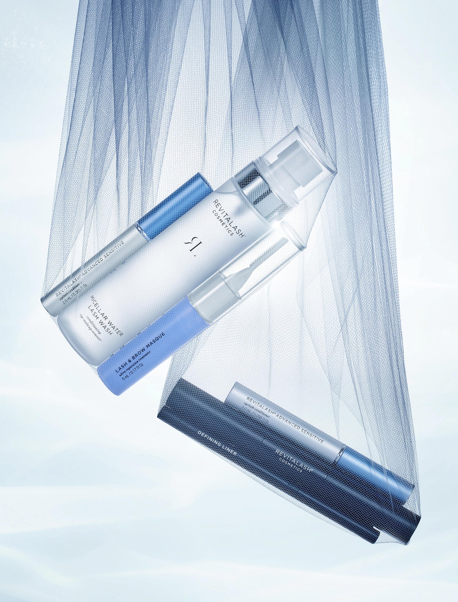 LASH CARE MADE SIMPLE FOR SENSITIVE EYES