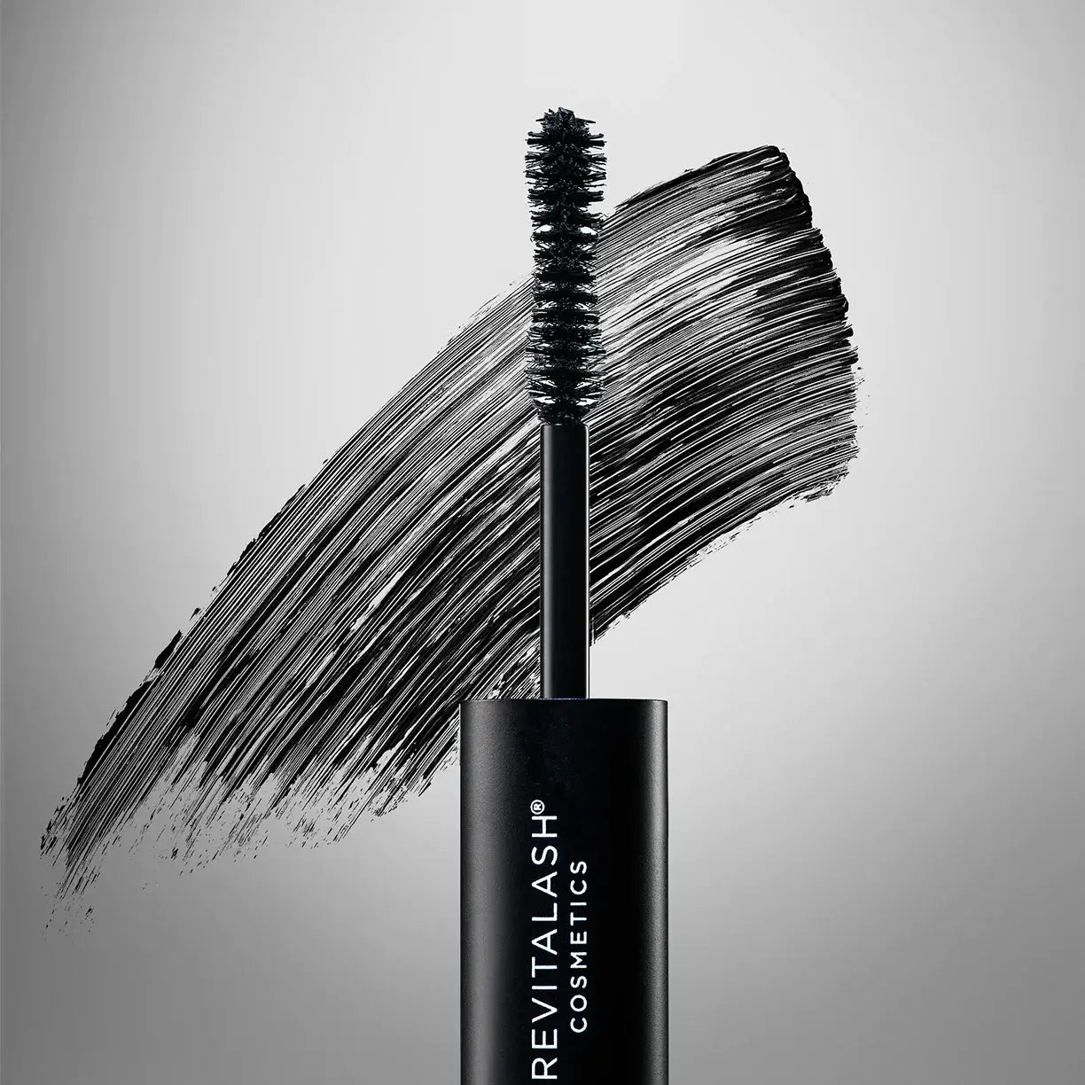 Black white outlet mascara